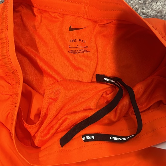 NWT Nike orange running shorts - Picture 3 of 4